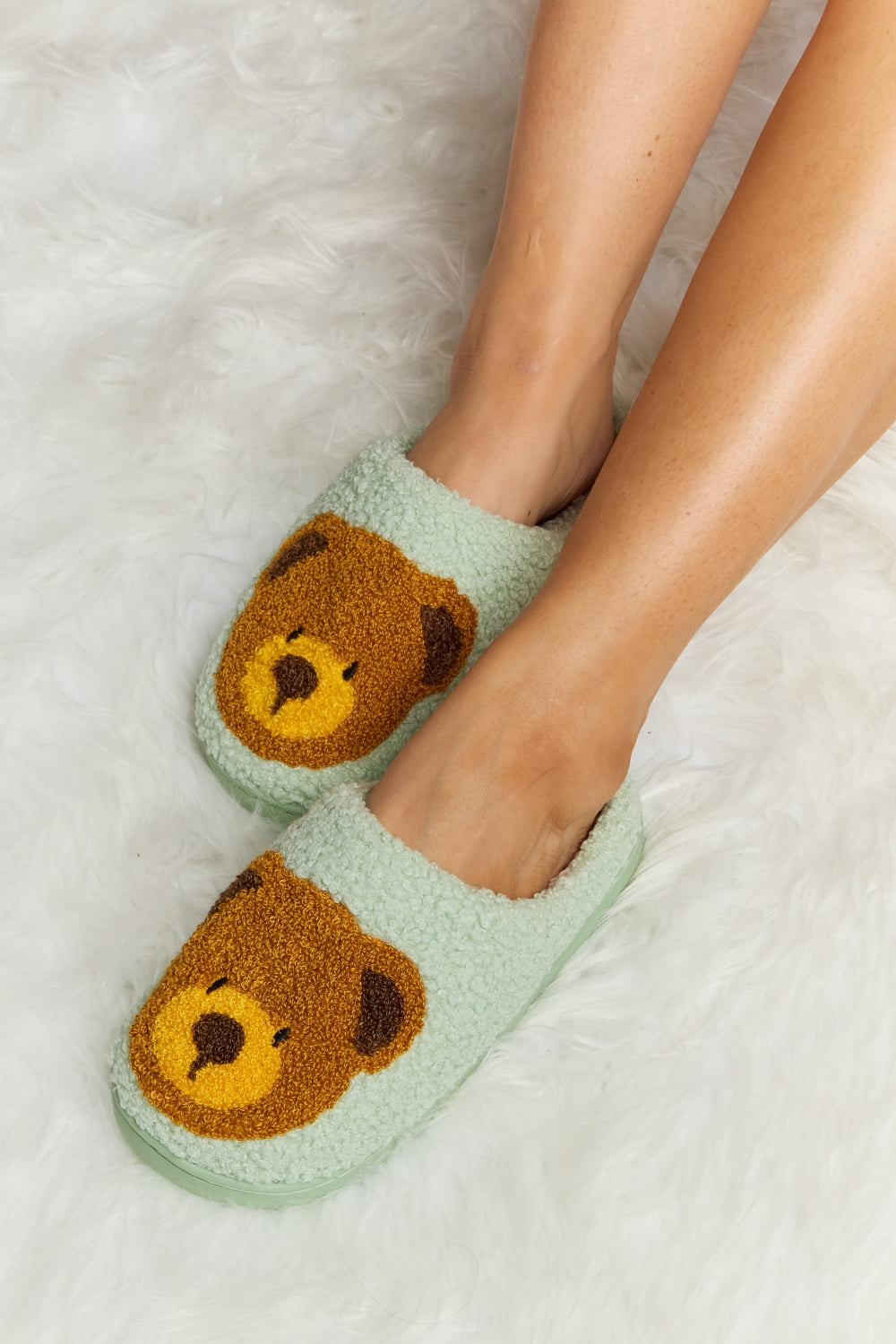 Teddy Bear Print Plush Slippers