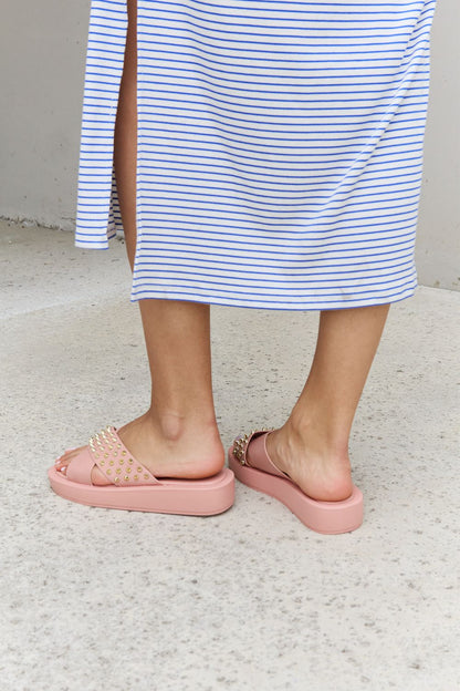 Forever Link Studded Cross Strap Sandals